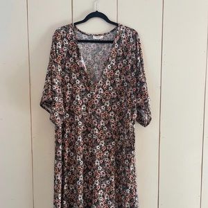 Dwell & Slumber maternity nursing caftan